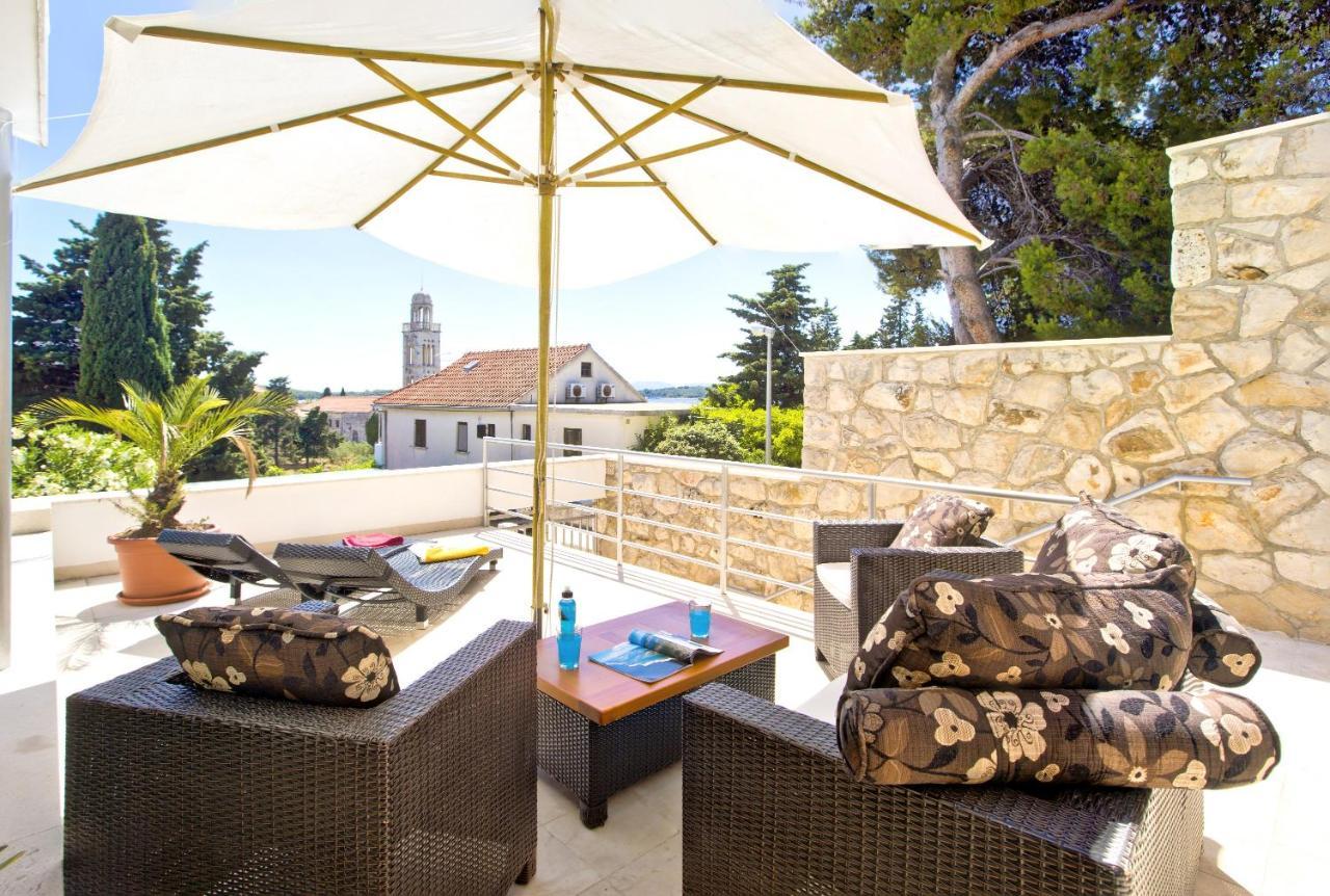 Castle Stambuk Daire Hvar Town Dış mekan fotoğraf