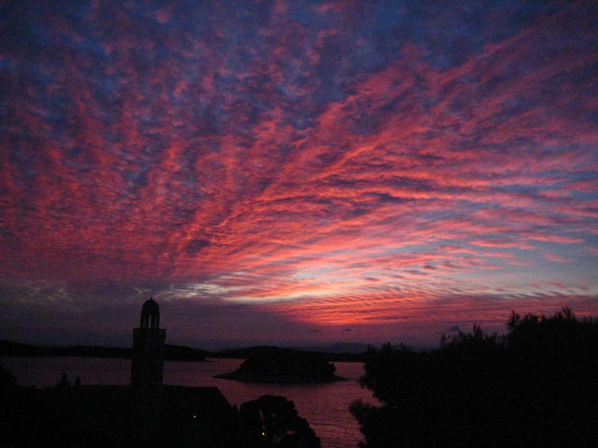 Castle Stambuk Daire Hvar Town Dış mekan fotoğraf